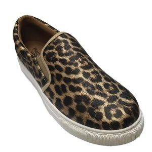 {PIERRE DUMAS} Comfort Foam Travler Slip On Shoes